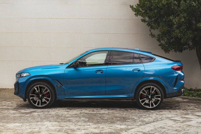 Sportosabbra szabta legnépszerűbb modelljét a BMW 27