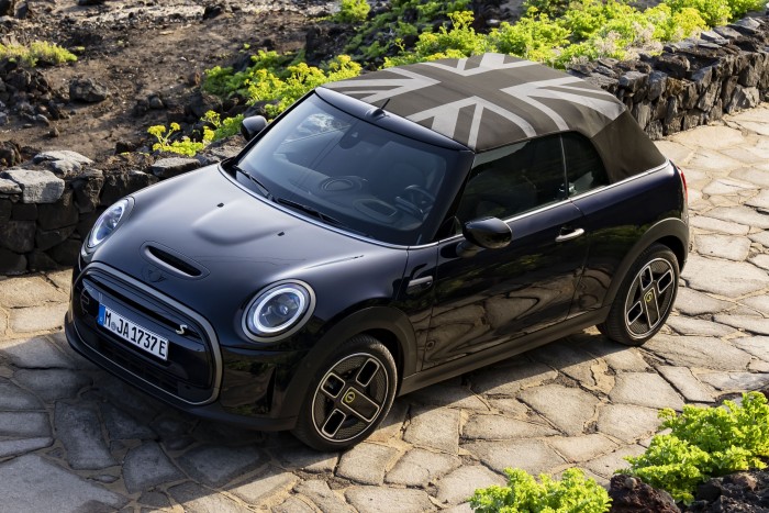 Végre egy autó, aminek tényleg van értelme 6