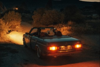 Hat autós helyzet, ami őszinte, de néha kárörvendő mosolyt hoz