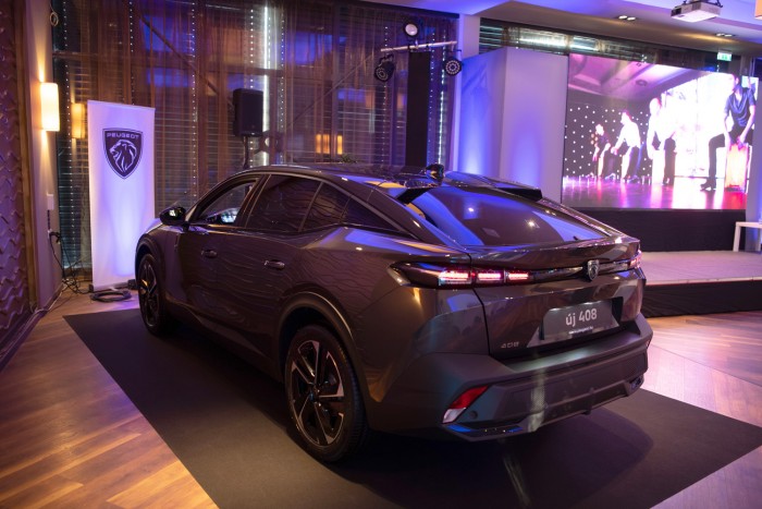 Magyar motorral is kapható a Peugeot különlegessége 10