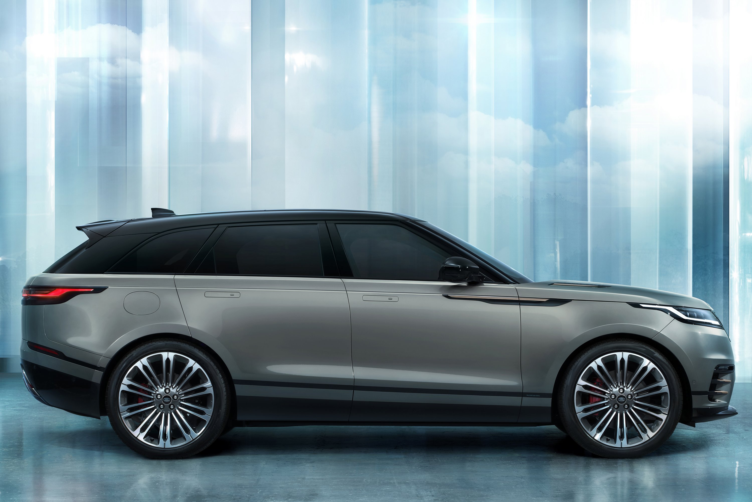 rr_velar_24my_exterior_12_side_010223 | Vezess | Vezess