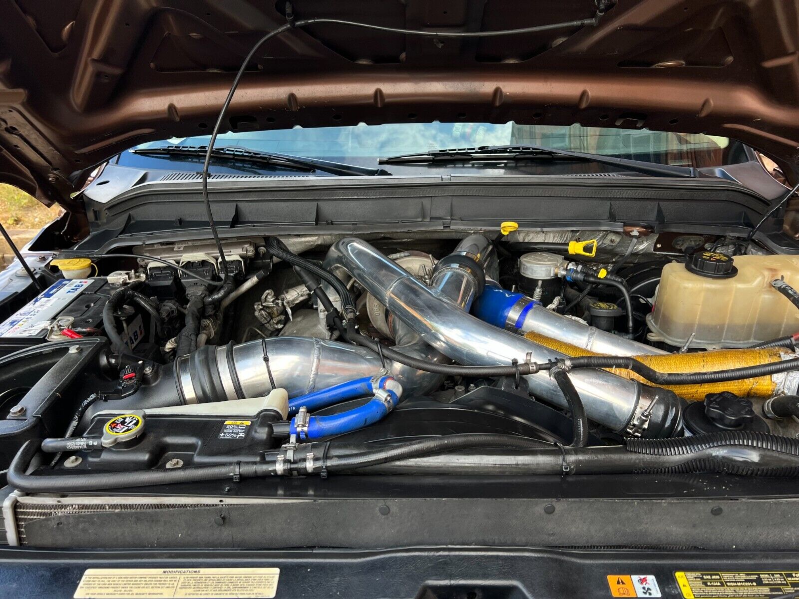 Hegyeket is elrángat a tuningolt amerikai dízelóriás 2