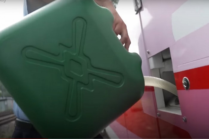 Éttermi maradék hajtja a japán “városnéző” vonatot 1 | Vezess Éttermi maradék hajtja a japán “városnéző” vonatot 1