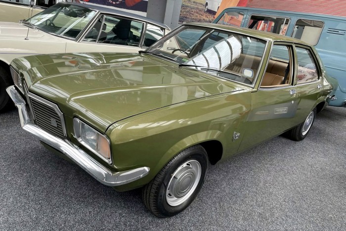 Rejtély, hogy maradt patika ez a fél évszázados Opel 1 Rejtély, hogy maradt patika ez a fél évszázados Opel 1