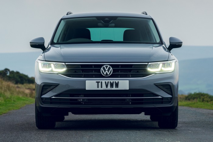 Nem enged cammogni: magától ad gázt a kisautó 3