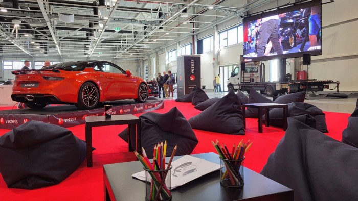 Színes, szagos és dübörög a 2023-as AMTS. Mi is kint vagyunk! 12