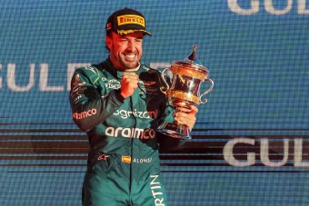 F1: Botrányok után újra a csúcson - honnan került elő Alonso?