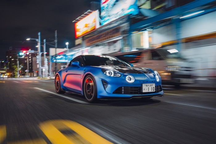 A high-tech találkozása az old schoollal 6 | Vezess A high-tech találkozása az old schoollal 6