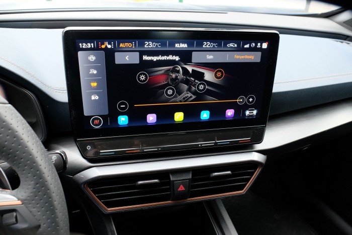 Magyar motor a legdurvább Cuprában 17