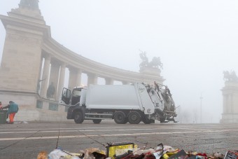 Tudod, miért hívják kukásautónak a kukásautót?