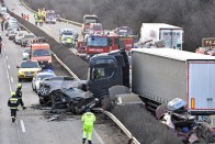 Büntetőeljárás keretében vizsgálják az M1-esen történteket 1