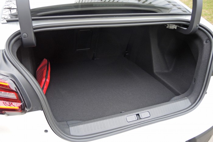 Svájci bicska a Citroën új autója 11