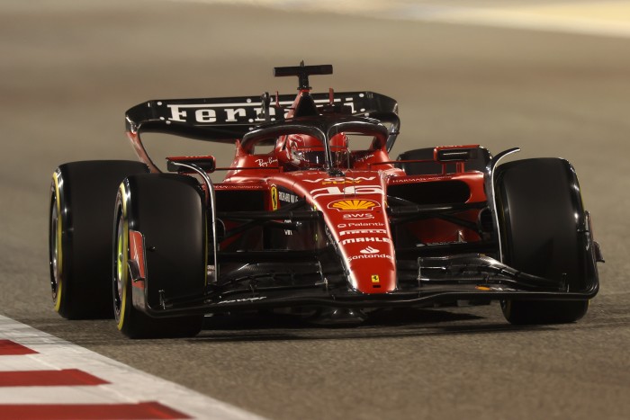 F1: Verstappené az év első pole-ja egy furcsa időmérő végén 2