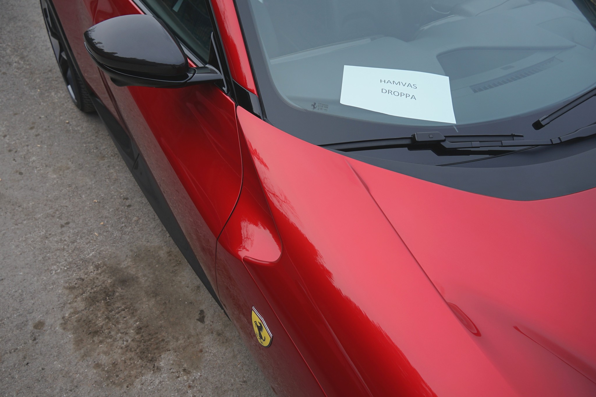 Hozzá sem szagolhat senki a Ferrari SUV-jához – Kipróbáltuk! 33