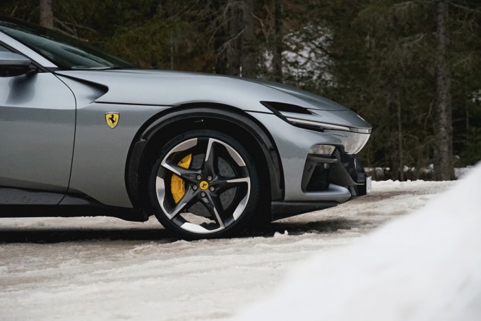 Hozzá sem szagolhat senki a Ferrari SUV-jához – Kipróbáltuk! 96 Hozzá sem szagolhat senki a Ferrari SUV-jához – Kipróbáltuk! 96