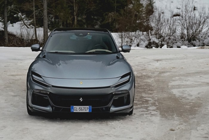 Hozzá sem szagolhat senki a Ferrari SUV-jához – Kipróbáltuk! 95 Hozzá sem szagolhat senki a Ferrari SUV-jához – Kipróbáltuk! 95