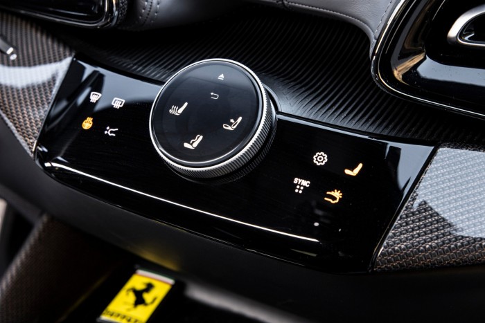 Hozzá sem szagolhat senki a Ferrari SUV-jához – Kipróbáltuk! 103 Hozzá sem szagolhat senki a Ferrari SUV-jához – Kipróbáltuk! 103