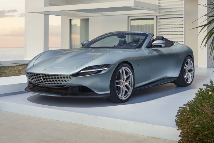 Fél évszázada nem épített ilyen autót a Ferrari 13 | Vezess Fél évszázada nem épített ilyen autót a Ferrari 13