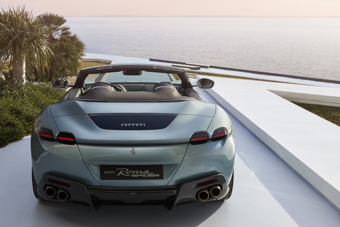 Fél évszázada nem épített ilyen autót a Ferrari 14 | Vezess Fél évszázada nem épített ilyen autót a Ferrari 14