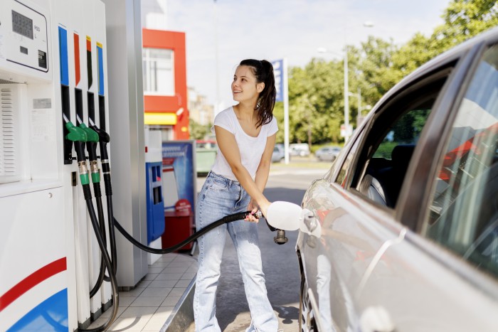 Ezen a 10 helyen a legolcsóbb az üzemanyag a világon