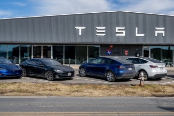 Nagy bejelentést tett a Tesla, jön az újabb gigaüzem