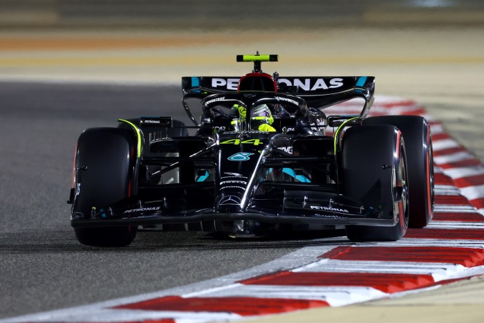 F1: Csoda, hogy a legjobb tízben van a Mercedes