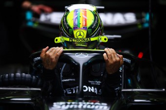 F1: Hamilton ideges, nem hallgatott rá a Mercedes