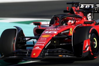 F1: A Ferrari motort cserélt mindkét autójában