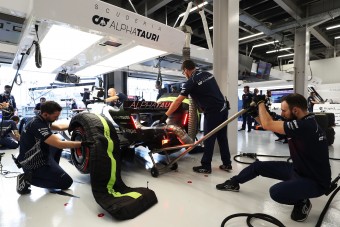Porig alázta mérnökeit az F1-es csapatfőnök