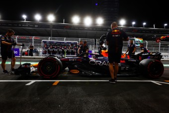 F1: Félnek Verstappentől a Mercedesnél