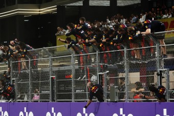 Betiltanak egy régi hagyományt a Forma-1-ben