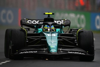 F1: Megkeverte az állóvizet az eső Ausztráliában