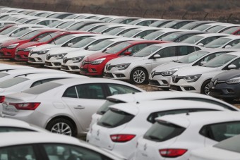 Radikális módszerrel oldják meg az EU-s sofőrhiányt