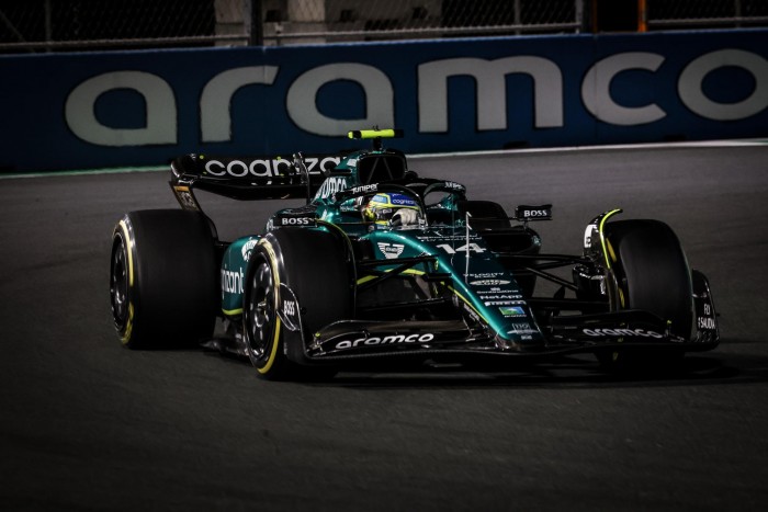 F1: Kifakadt a büntetése miatt Alonso