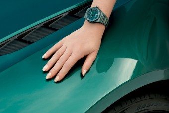 Nem gurul, mégis 10 millió ez az Aston Martin