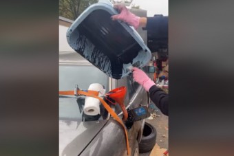 Ami ennek az olajcserének a végén történik, attól sokan megdöbbentek