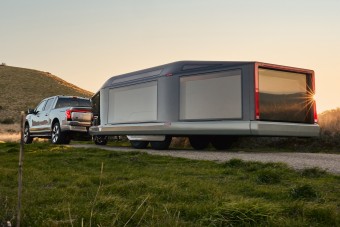 Ingyen vontathatod ezt a luxuslakókocsit