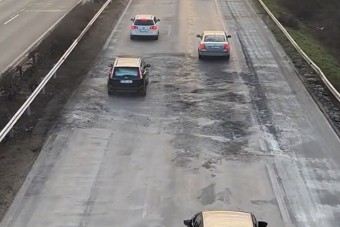 Közleményt adtak ki: azonnali beavatkozás szükséges az M1-esen
