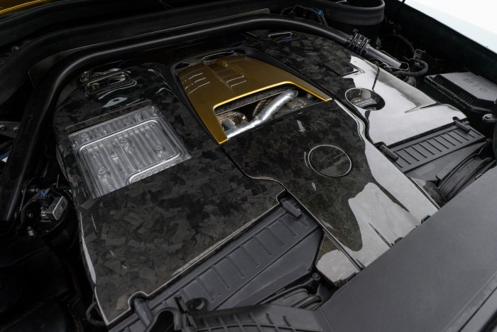 Megdöbbentő az átműtött, kifordított Mercedes 7