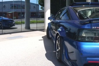 Kegyetlen erő mozgatja ezt a telepi tuningos Opel Calibrát