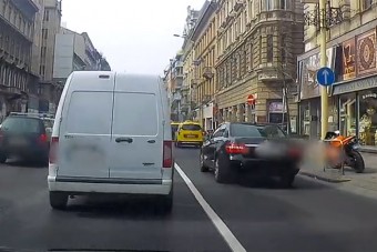 Egynapos razziát tartottak, sorra kapták el a pofátlan sofőröket a budapesti rendőrök