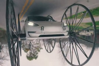 Ez a Tesla a bizonyíték rá, hogy az őrület nem ismer határokat