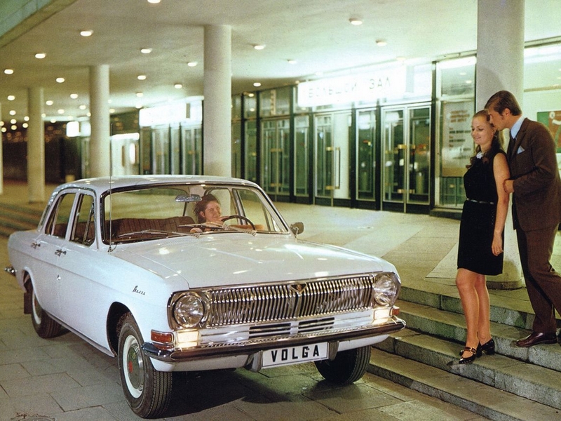 Hipnotikus hatású videó egy 18 évig erdőben rohadó Volga feltámadásáról 1