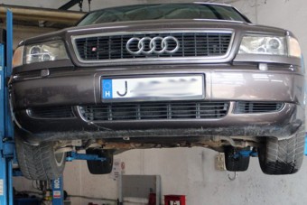 Csodás verset ihletett a lestrapált, használt Audi