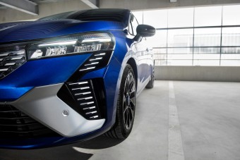 Megújították, szinte már harap a népszerű Renault