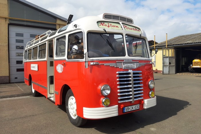 70 éves Ikarus született újjá