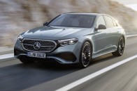 Új Mercedes-Benz E-osztály: plusz pénzért mindent is tud 68