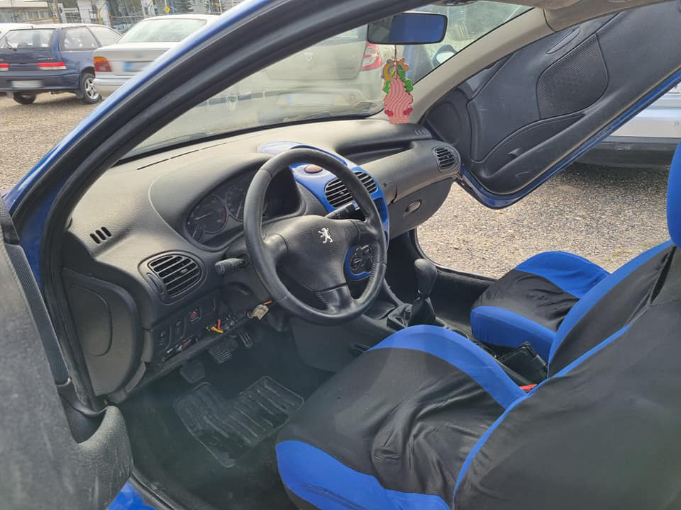 A nap hirdetése: “nem tudom, a motor-váltó tuningolt-e, de szerintem igen” 3