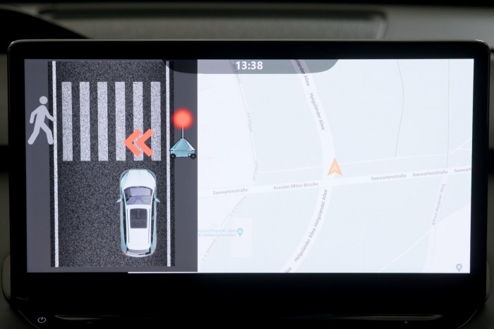 Nem is sejted, hova szereltek képernyőt ebbe a Škodába 8