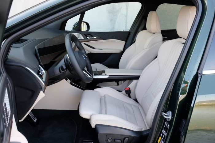 Családi BMW, őrült erővel, zöld rendszámmal 8